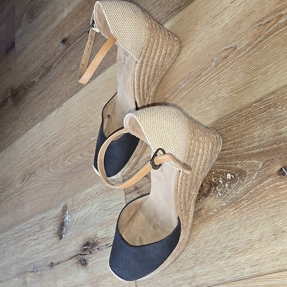 Black and Tan Espadrille Wedge Sandals 6.5 Women Sandals - Picture 8 of 15